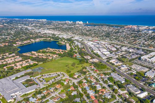 apt-m225-3139 Millwood Ter, Boca Raton, FL, 33431-3820 | Card Image