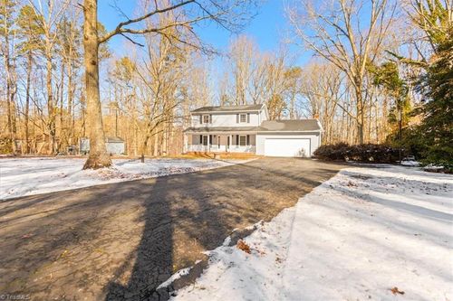 502 Old Hollow Rd, Pilot Mountain, NC, 27041-8617 | Card Image