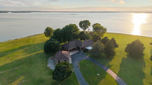 1631 Sunset Cir, Grove, OK, 74344-4200 | Card Image