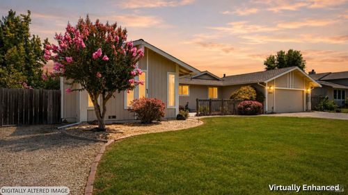 1261 Sweetbriar Dr, Napa, CA, 94558-1951 | Card Image