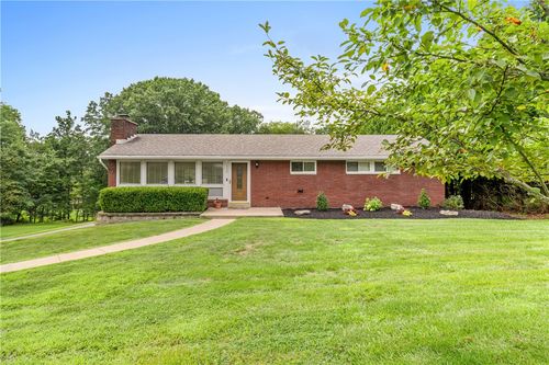 336 Maple Rd, Pittsburgh, PA, 15239-1906 | Card Image