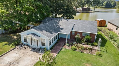401 Black Bear Cove, Hernando, MS, 38632 | Card Image
