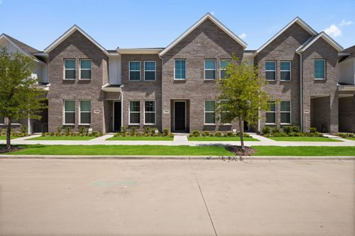 5243 Legacy St, Haltom City, TX, 76117-1611 | Card Image