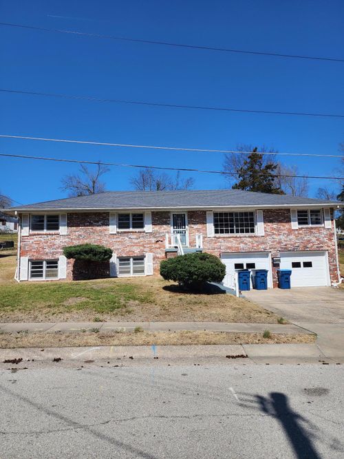 511 Roland St, Jefferson City, MO, 65101-3508 | Card Image