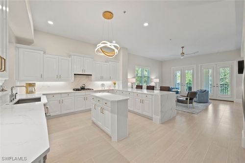 apt-103-2886 Castillo Ct, NAPLES, FL, 34109-3667 | Card Image