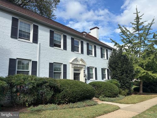 apt-103-2213 Washington Ave, Silver Spring, MD, 20910-2622 | Card Image