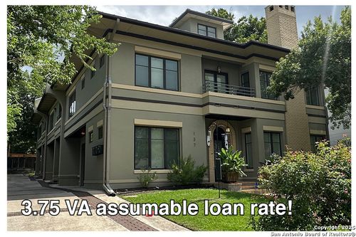 b-137 Katherine Ct, Alamo Heights, TX, 78209-6221 | Card Image
