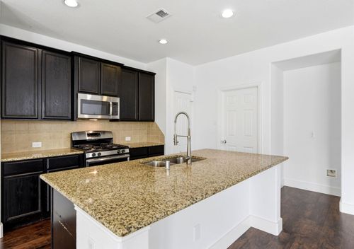 8206 Summer Lake Pass Ln, Rosenberg, TX, 77469-1851 | Card Image