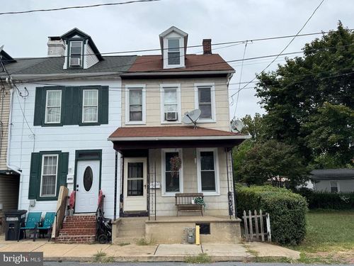 695 Cherry St, COLUMBIA, PA, 17512-1567 | Card Image