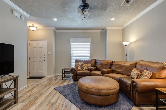 APT-1 - 2108 Main St, Condo with 2 bedrooms, 3 bathrooms and null parking in Lubbock TX | Image 8