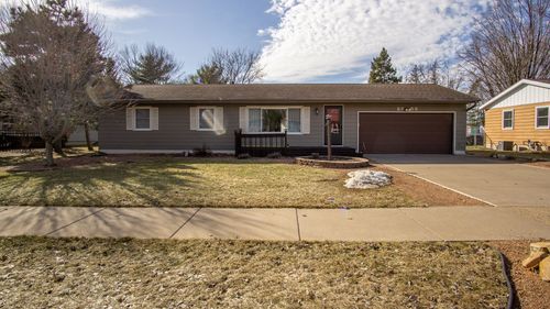 2858 Milton Rd, Eau Claire, WI, 54703-0651 | Card Image
