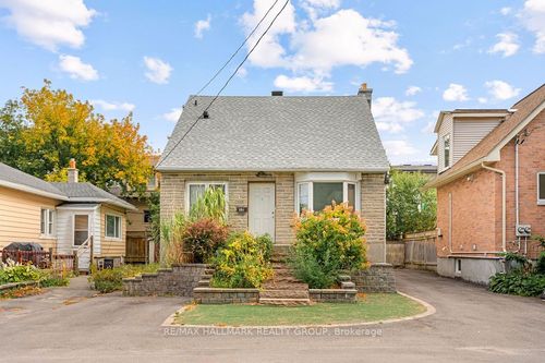2-359 Dominion Ave, Ottawa, ON, K2A2H1 | Card Image
