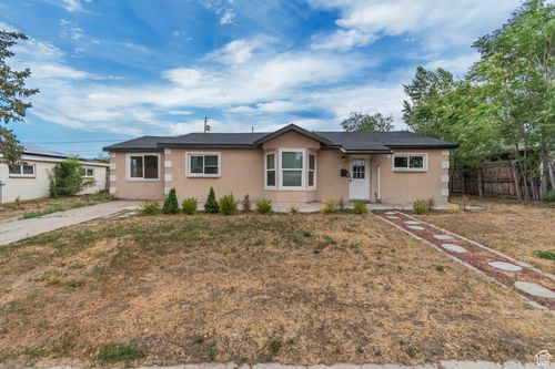 4585 4895, Kearns, UT, 84118-5415 | Card Image