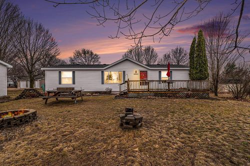 10925 Scenic Dr, Honor, MI, 49640-9750 | Card Image