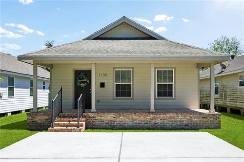 1108 Compromise St, Kenner, LA, 70062-6742 | Card Image