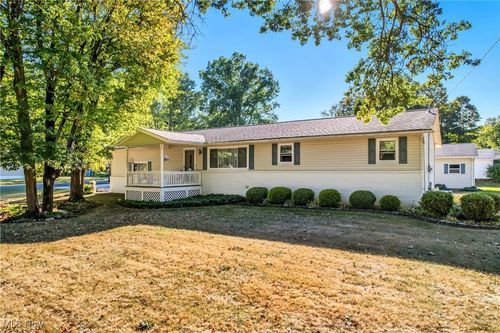 3359 Sycamore Dr, New Waterford, OH, 44445-9673 | Card Image