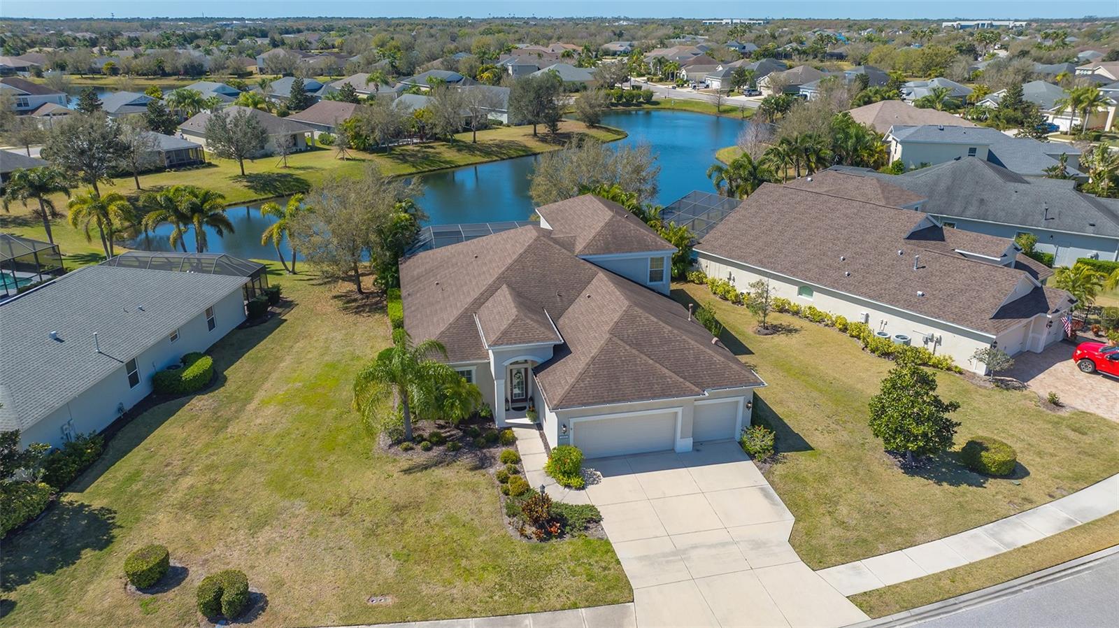 Forest Park Cir, Bradenton, FL 34211