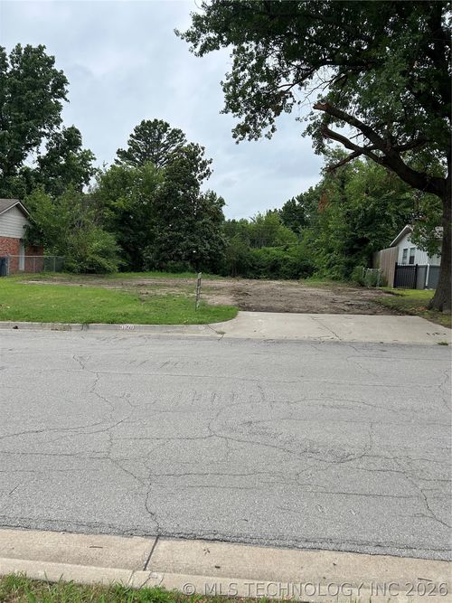 3820 S Pittsburg Ave, Tulsa, OK, 74135-2483 | Card Image