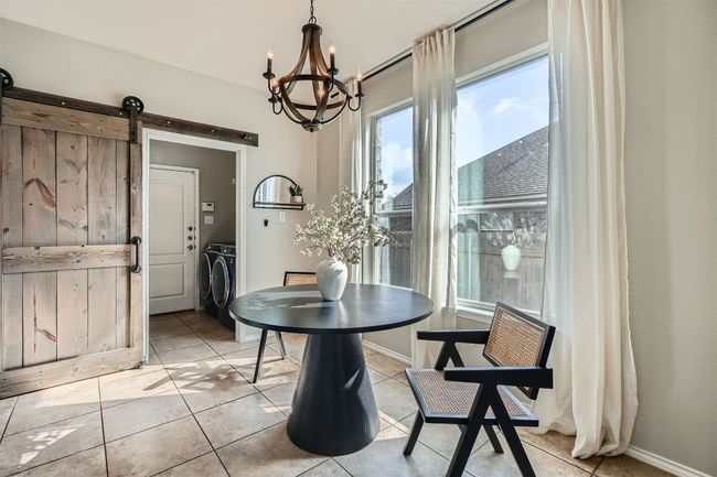 811 Clear Springs Holw, House other with 4 bedrooms, 3 bathrooms and null parking in Buda TX | Image 8