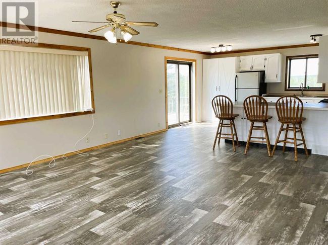 842070 Range Rd, Home with 3 bedrooms, 2 bathrooms and null parking in Fairview AB | Image 5