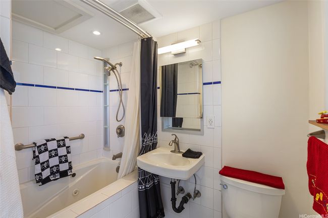 APT-303 - 1020 Green St, Condo with 1 bedrooms, 1 bathrooms and 1 parking in Honolulu HI | Image 4