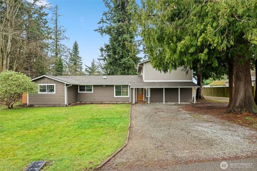 18826 94th Dr Nw, Stanwood, WA, 98292-9108 | Card Image