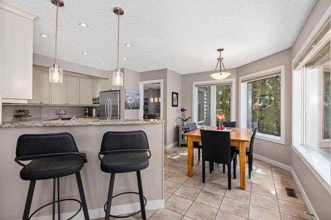 1251 Deer River Circle Se, Home with 4 bedrooms, 3 bathrooms and 2 parking in Calgary AB | Image 9
