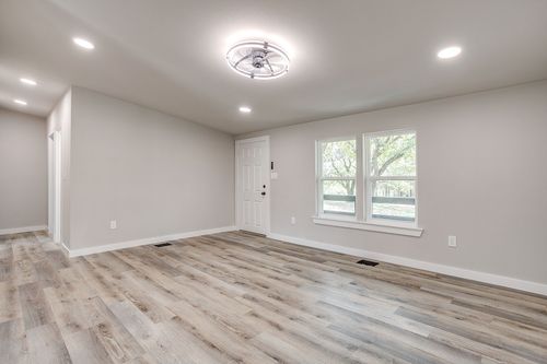 202 Salt Creek Rd, Springtown, TX, 76082-5048 | Card Image