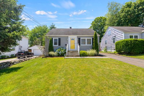 4 Harvard St, Norwalk, CT, 06851-3114 | Card Image