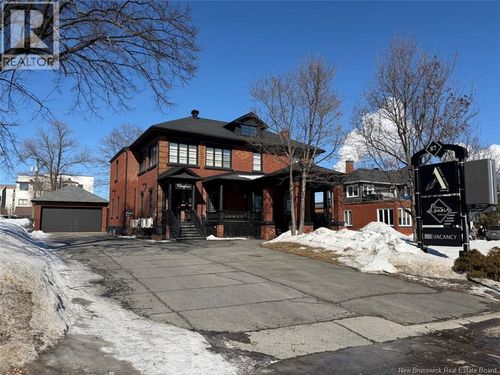 87 Rue De L'Église, Edmundston, NB, E3V1J6 | Card Image