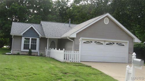 1107 Jacquelyn Ct, Maryville, IL, 62062-5757 | Card Image