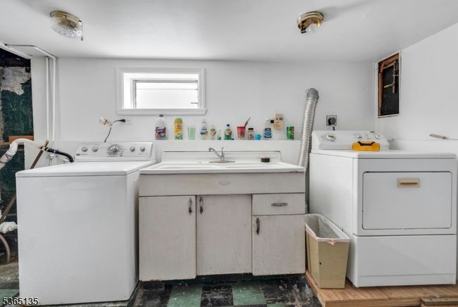 116 Berkeley Ave, Home with 6 bedrooms, 2 bathrooms and null parking in Bloomfield NJ | Image 20