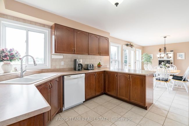 32 Mountainview Road, House other with 3 bedrooms, 3 bathrooms and 7 parking in Mulmur ON | Image 6