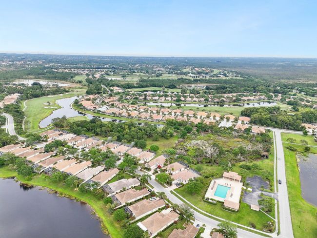 8136 Se Peppercorn Ct, House other with 3 bedrooms, 2 bathrooms and null parking in Hobe Sound FL | Image 45