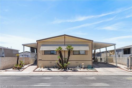 3063 Comitan Ln, Las Vegas, NV, 89122-3354 | Card Image