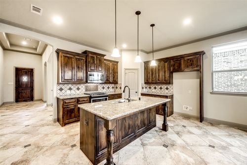 8512 Meadow Sweet Ln, Fort Worth, TX, 76123-5042 | Card Image