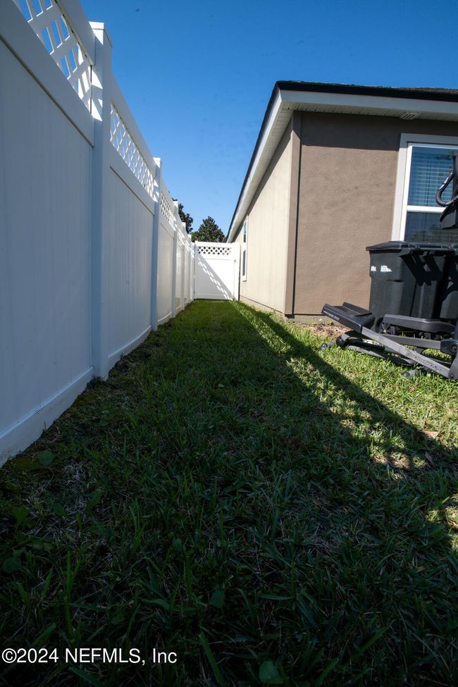 4636 Plantation Oaks Blvd, House other with 4 bedrooms, 2 bathrooms and null parking in ORANGE PARK FL | Image 7