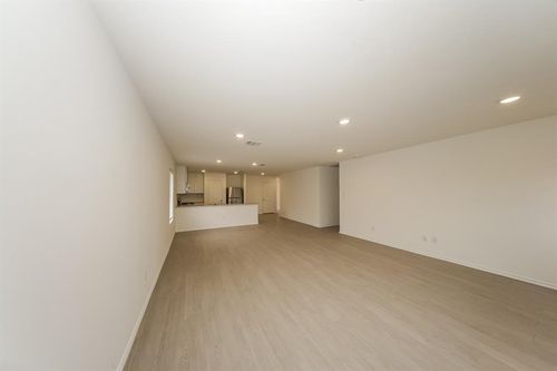 11721 Sw 36th St, Mustang, OK, 73064-9127 | Card Image