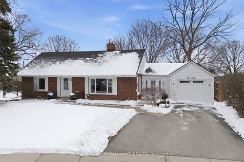 140 Hastings Dr, Belleville, ON, K8N1J5 | Card Image
