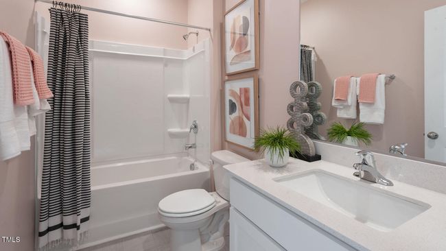Bathroom | Image 24