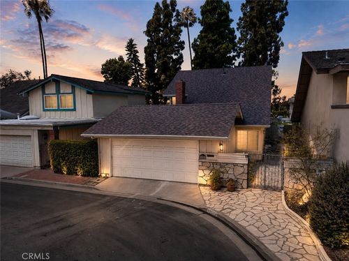 12341 Glacier Cir, Los Alamitos, CA, 90720-5105 | Card Image
