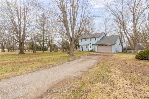 2752 Longwoods Rd, Glencoe, ON, N0L1M0 | Card Image
