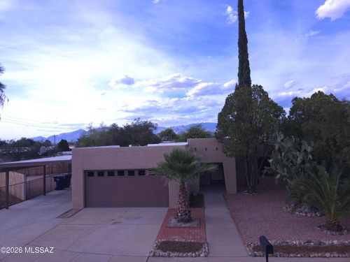 9115 E Calle Diego, Tucson, AZ, 85710 | Card Image