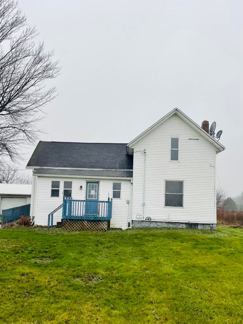 13861 Paine Ave, Kent City, MI, 49330-9037 | Card Image