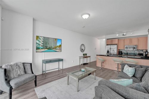 3608-s-79 Sw 12th St, Miami, FL, 33130-5201 | Card Image