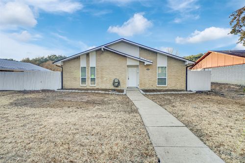 1204 Whitehall Dr, Plano, TX, 75023-6743 | Card Image