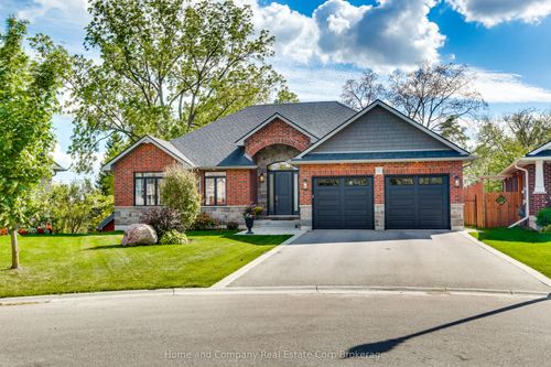 86 Wilson Crt, St Marys, ON, N4X0B6 | Card Image