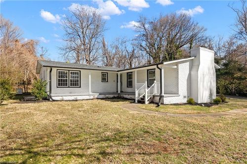 806 Larkwood Dr, Greensboro, NC, 27410-3432 | Card Image