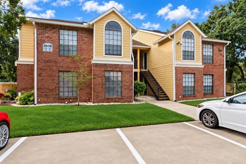 101-8638 Fancy Finch Dr, TAMPA, FL, 33614-2385 | Card Image
