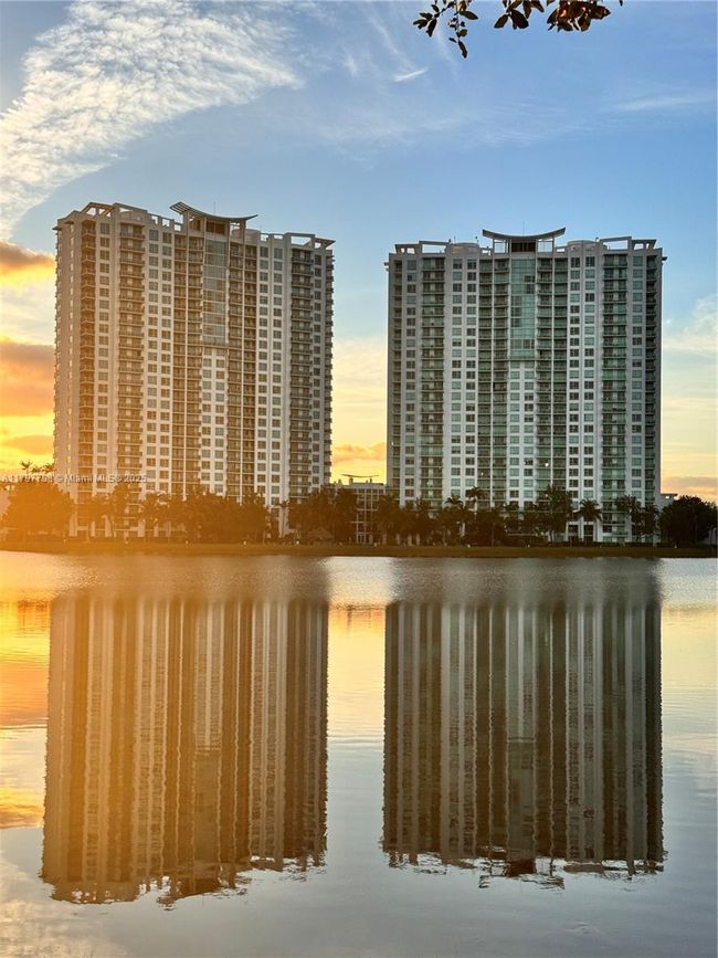 APT-508S - 2681 N Flamingo Rd, Condo with 3 bedrooms, 3 bathrooms and null parking in Sunrise FL | Image 34